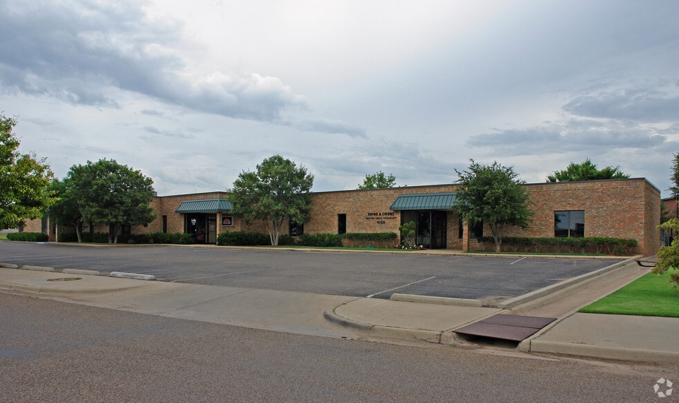 More Photos Of 4101-4103 84th St, Lubbock Office For Lease