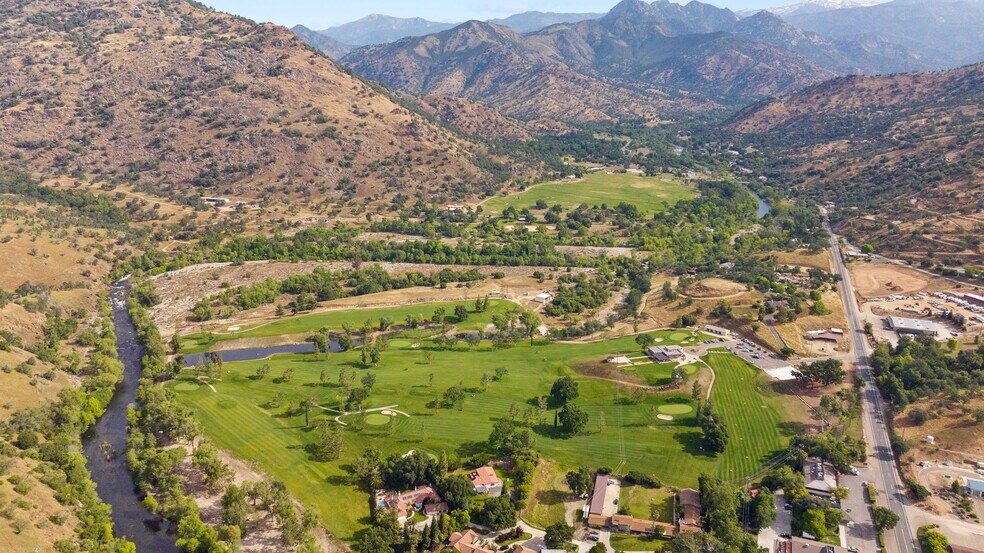 More Photos Of 41117 Sierra Dr, Three Rivers Golf Course Driving Range For Sale