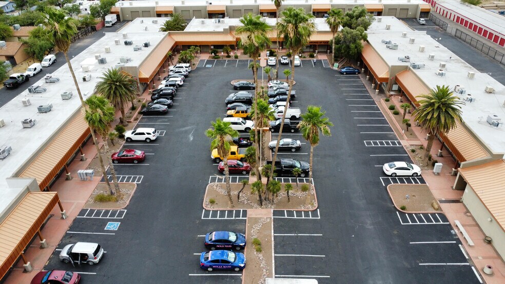 Primary Photo Of 3867 N Oracle Rd, Tucson Unknown For Lease