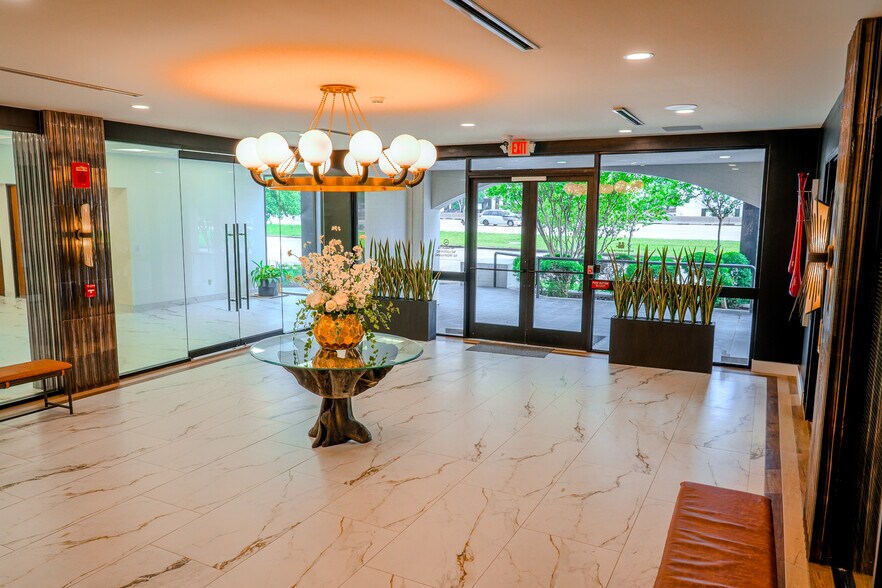More Photos Of 4151 Southwest Fwy, Houston Office For Lease