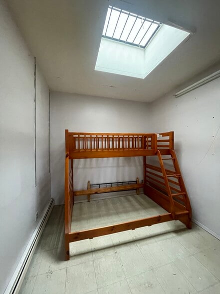 More Photos Of 1538 Gates Ave, Brooklyn Apartments For Sale