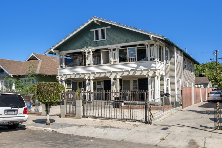 More Photos Of 239 W 43rd St, Los Angeles Apartments For Sale