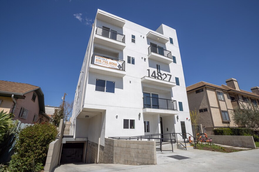 More Photos Of 14827 W Victory Blvd, Van Nuys Apartments For Sale