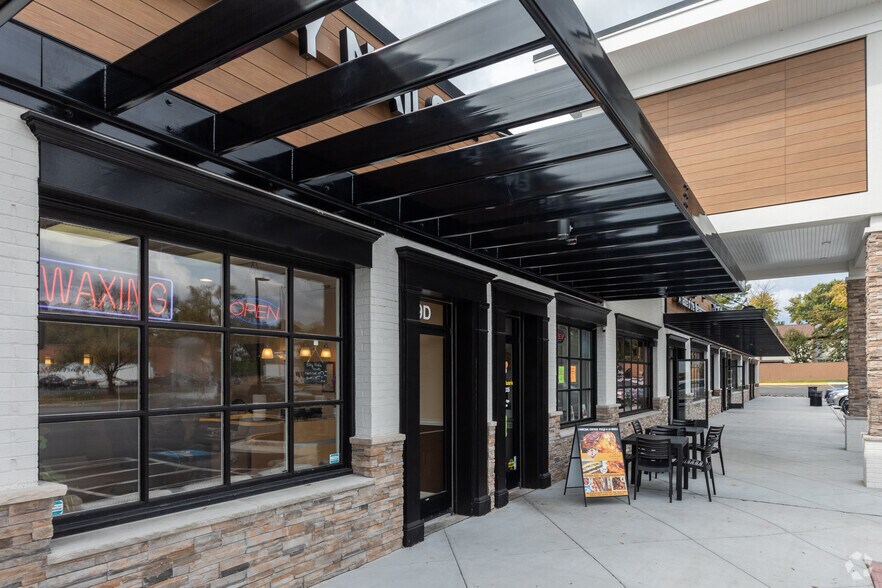 More Photos Of 9 Catoctin Cir, Leesburg Unknown For Lease