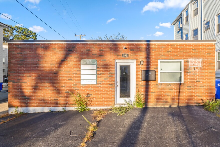 Primary Photo Of 404 Smithfield Ave, Pawtucket Office For Sale