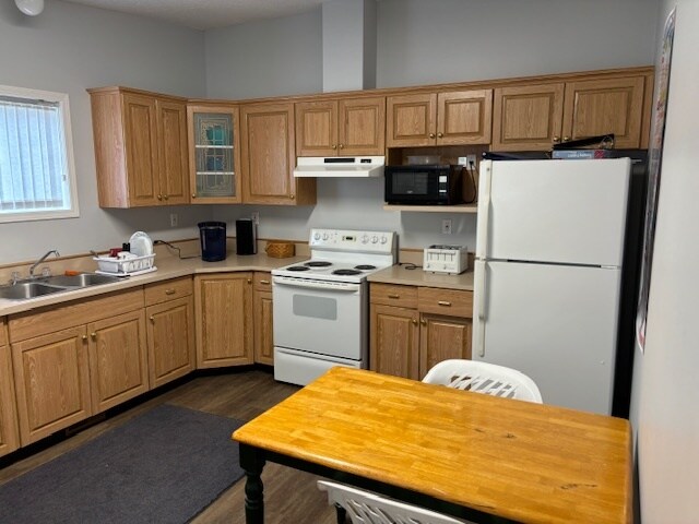 More Photos Of 224 Bank Street, Sweet Grass Office Residential For Sale