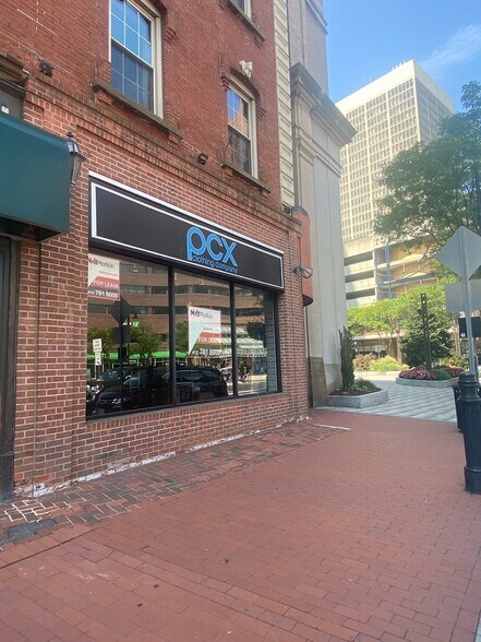 More Photos Of 1402 Main St, Springfield General Retail For Lease