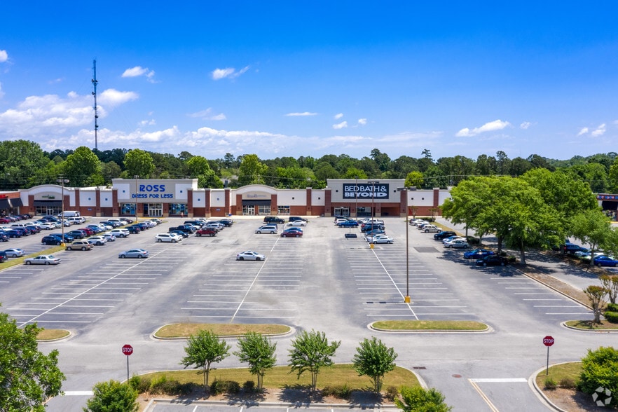 More Photos Of 946 Orleans Rd, Charleston Unknown For Lease