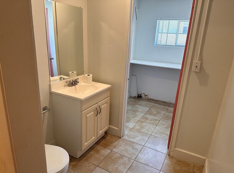 More Photos Of 350 N Montgomery St, San Jose Unknown For Lease