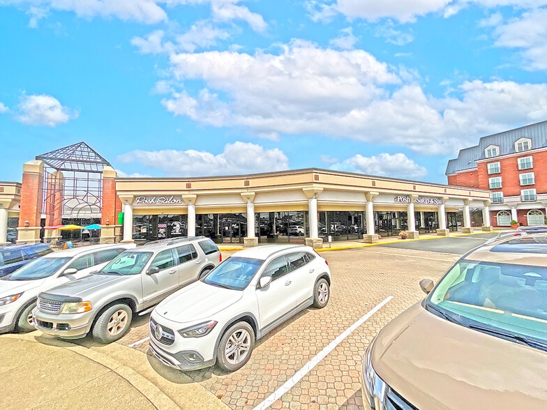 More Photos Of 2573 Richmond Rd, Lexington Unknown For Lease