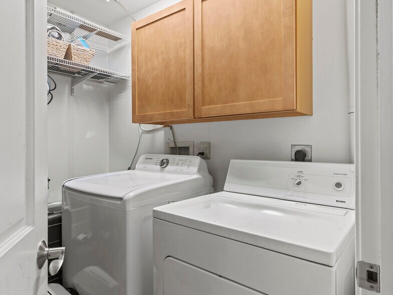 More Photos Of 758-762 Elmwood Ave, Buffalo Storefront Retail Residential For Sale