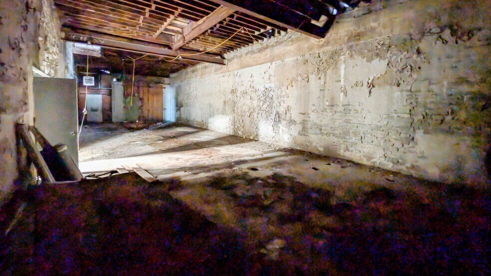 More Photos Of 301 W Water St, Sandusky Restaurant For Sale