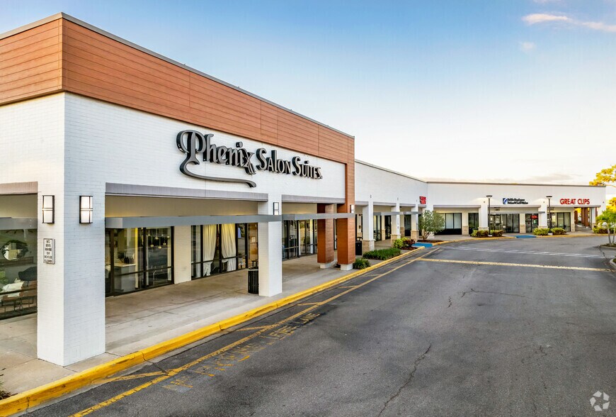 Primary Photo Of 3400-3578 Clark Rd, Sarasota Unknown For Lease