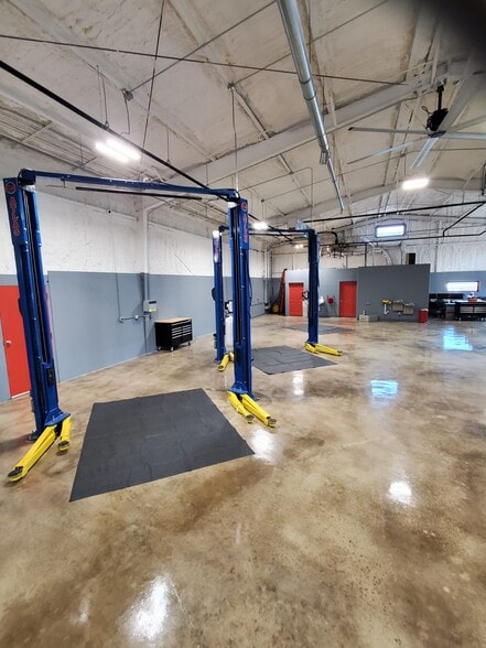 More Photos Of 428 Anchor St, Corpus Christi Industrial For Lease