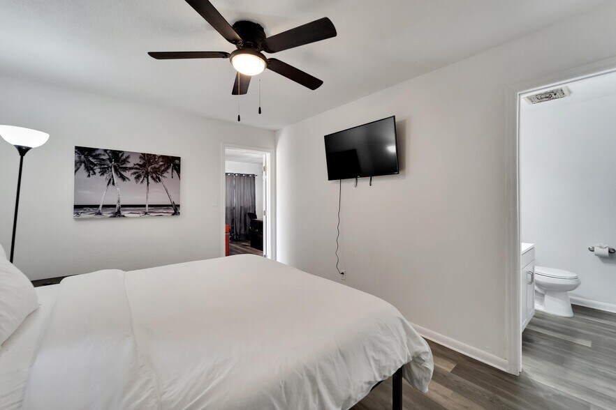 More Photos Of 4513 W McElroy Ave, Tampa Apartments For Sale