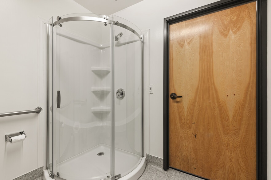 More Photos Of 7920 Herschel Ave, La Jolla Storefront Retail Office For Lease