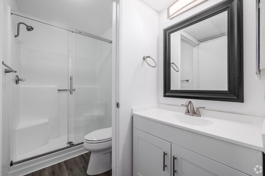 More Photos Of 4406 Cahuenga Blvd, Toluca Lake Apartments For Sale