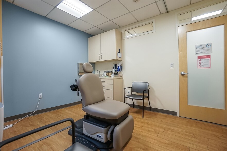 More Photos Of 20 Hope Ave, Waltham Medical For Sale