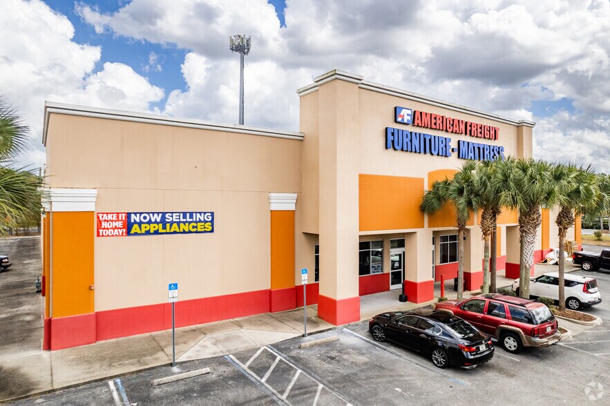 More Photos Of 1544 SR 436, Winter Park Freestanding For Lease