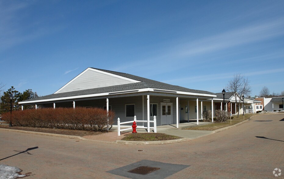 Primary Photo Of 100 Saratoga Village Blvd, Malta Office For Lease