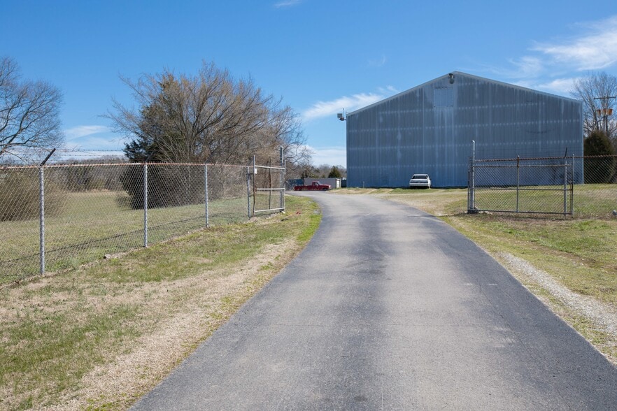 More Photos Of 1742 Monsanto Rd, Columbia Industrial For Lease