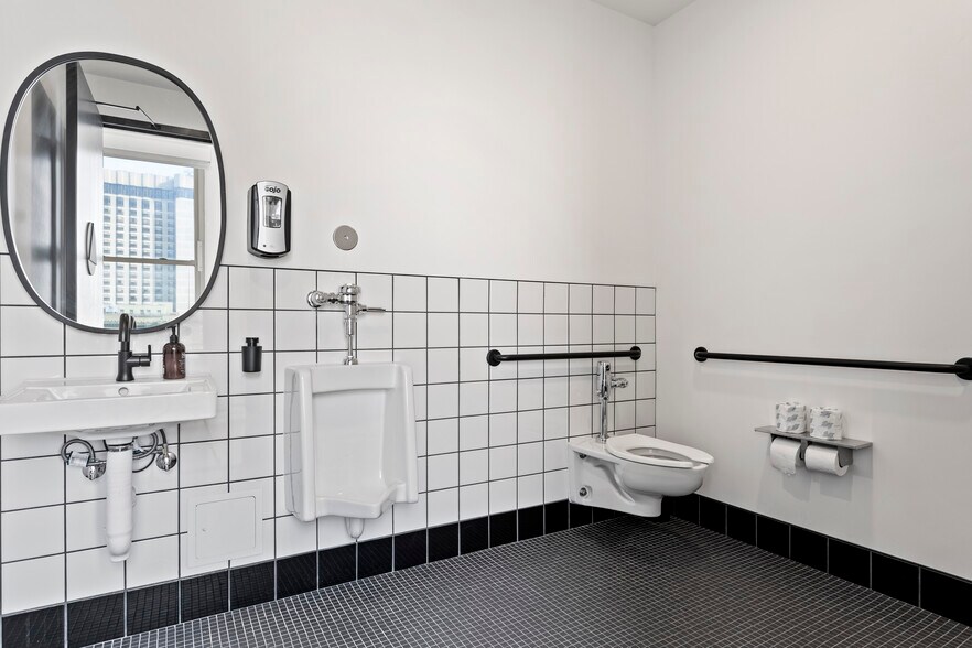 More Photos Of 166 Geary St, San Francisco Office For Lease