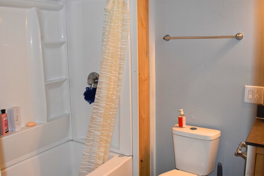 More Photos Of 136 Chapin St, Binghamton Apartments For Sale