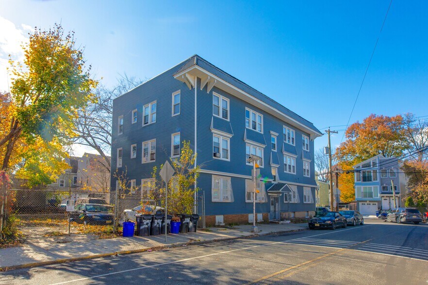 More Photos Of 858-860 S 18th St, Newark Apartments For Sale