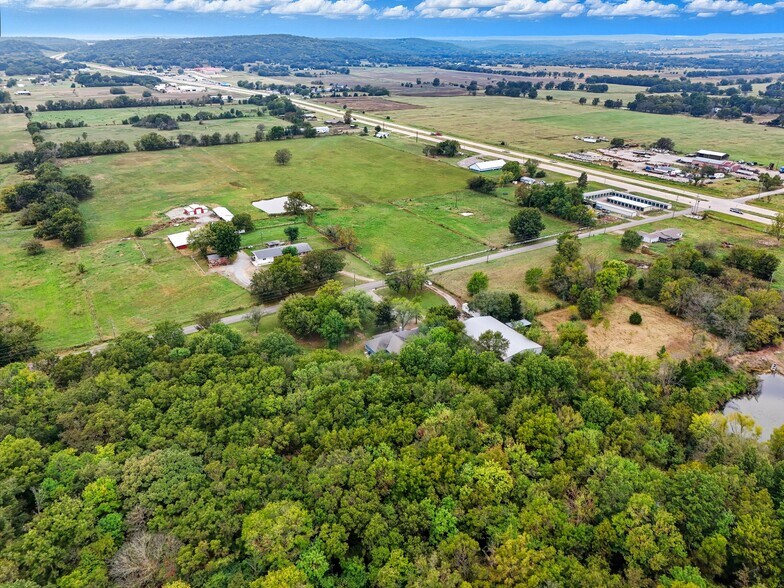 More Photos Of 175 S 428, Pryor Warehouse For Sale