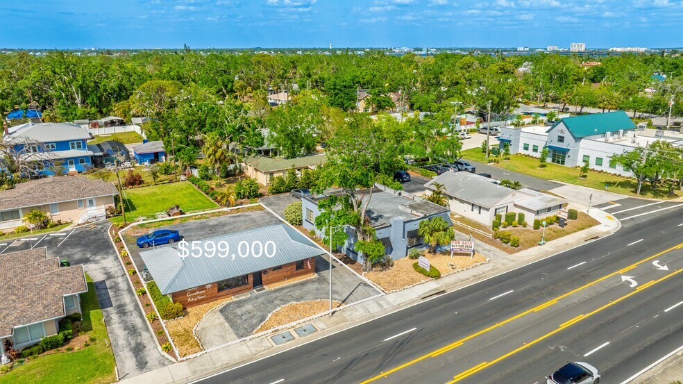 Primary Photo Of 3010 Manatee Ave, Bradenton Medical For Sale
