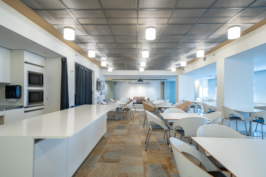 More Photos Of 125 Maiden Ln, New York Medical For Sale