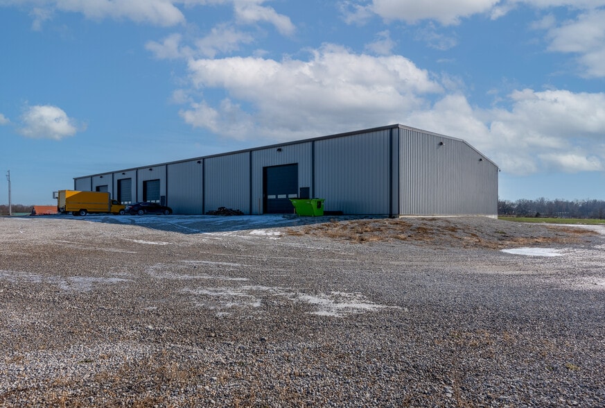 More Photos Of 22800 Highway H, Sedalia Manufacturing For Sale