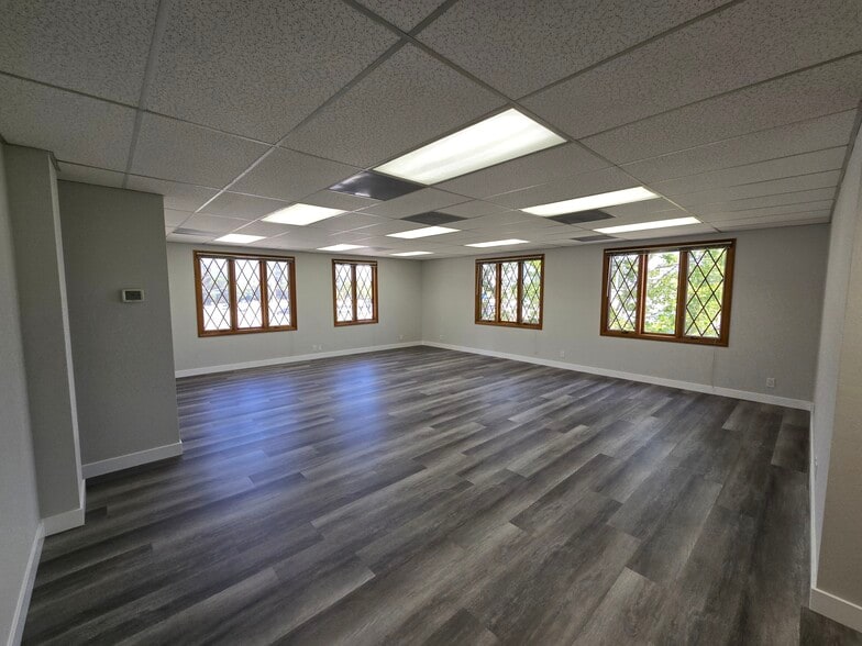 More Photos Of 3871 E Colorado Blvd, Pasadena Office For Lease