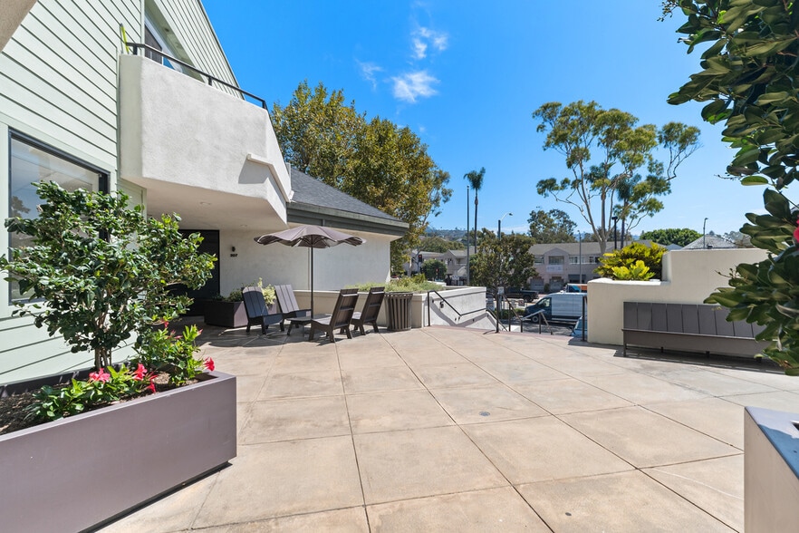 More Photos Of 312 Broadway St, Laguna Beach Office For Lease