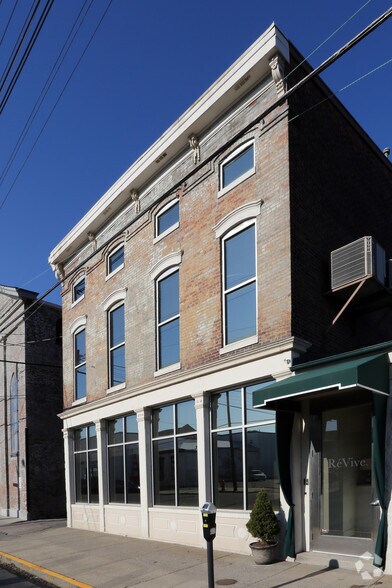 Primary Photo Of 216 S Clay St, Louisville Coworking Space