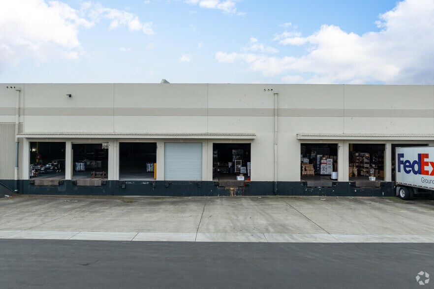 More Photos Of 2263-2277 National Ave, Hayward Warehouse For Lease