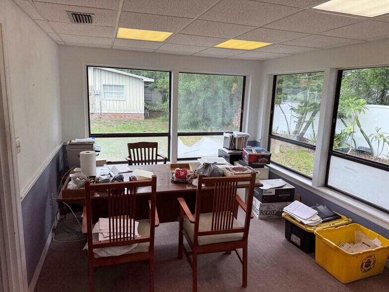 More Photos Of 301 N Belcher Rd, Clearwater Office For Sale