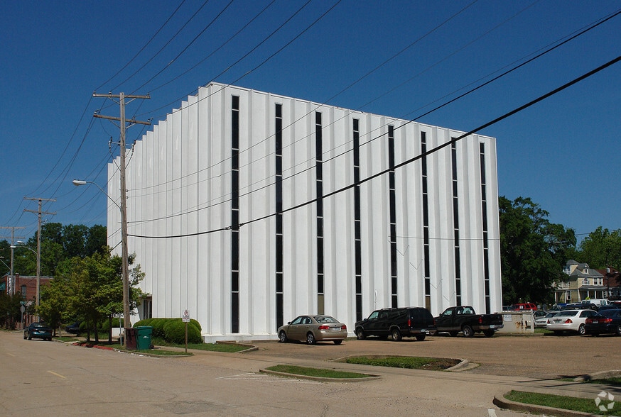More Photos Of 510 George St, Jackson Office For Lease