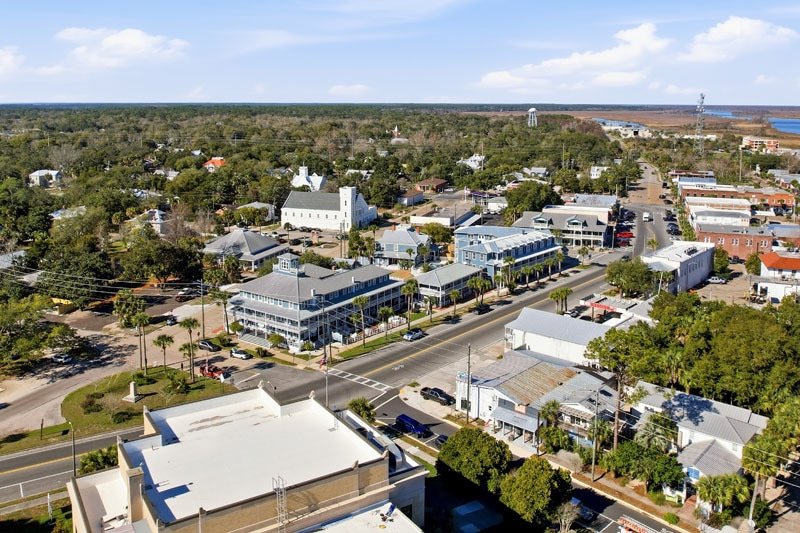 More Photos Of 51 Avenue C, Apalachicola Hotel For Sale