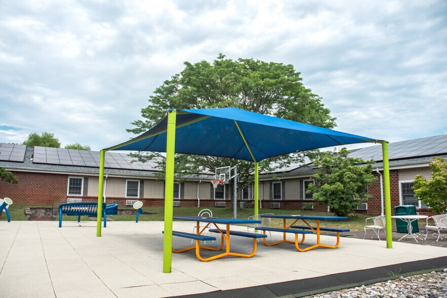 More Photos Of 94 Stevens Rd, Toms River Healthcare For Lease