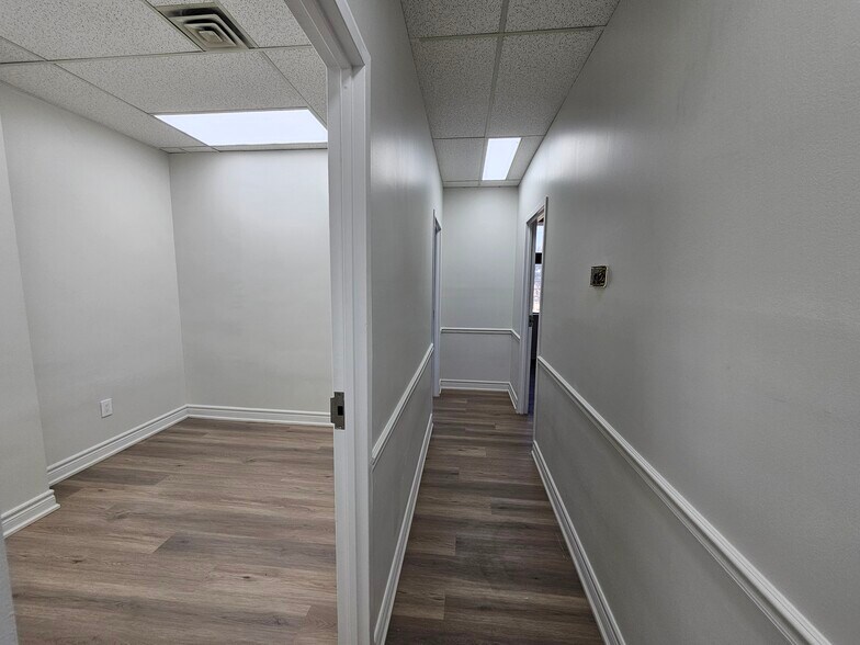 More Photos Of 3850 Finch Ave, Toronto Office For Lease