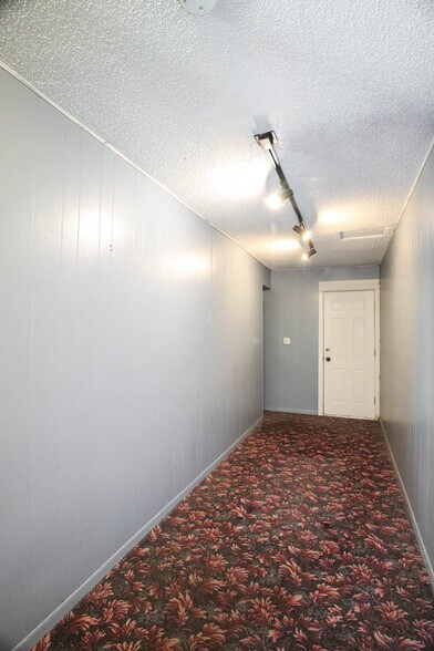 More Photos Of 16 N Main St, Payette Storefront Retail Residential For Sale