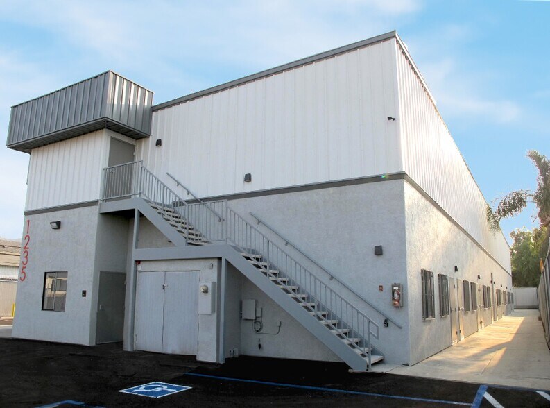 More Photos Of 1235 Pierre Way, El Cajon Light Manufacturing For Lease