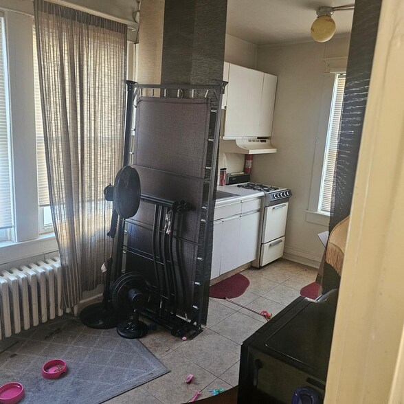 More Photos Of 6401-6405 Belair Rd, Baltimore Storefront Retail Office For Sale