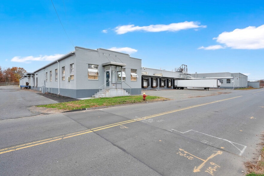 More Photos Of 241 Park Ave, East Hartford Manufacturing For Sale