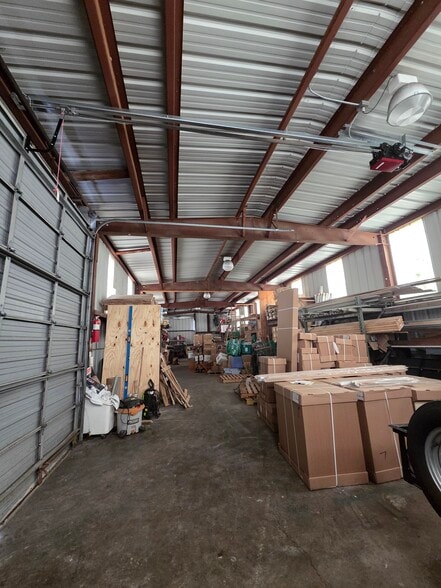 More Photos Of 11327 W Lincoln Ave, West Allis Research And Development For Sale