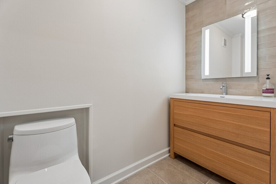 More Photos Of 499 Valley St, Maplewood Storefront Retail Residential For Sale