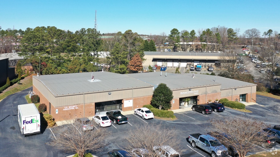 More Photos Of 526-534 Pylon Dr, Raleigh Light Distribution For Lease