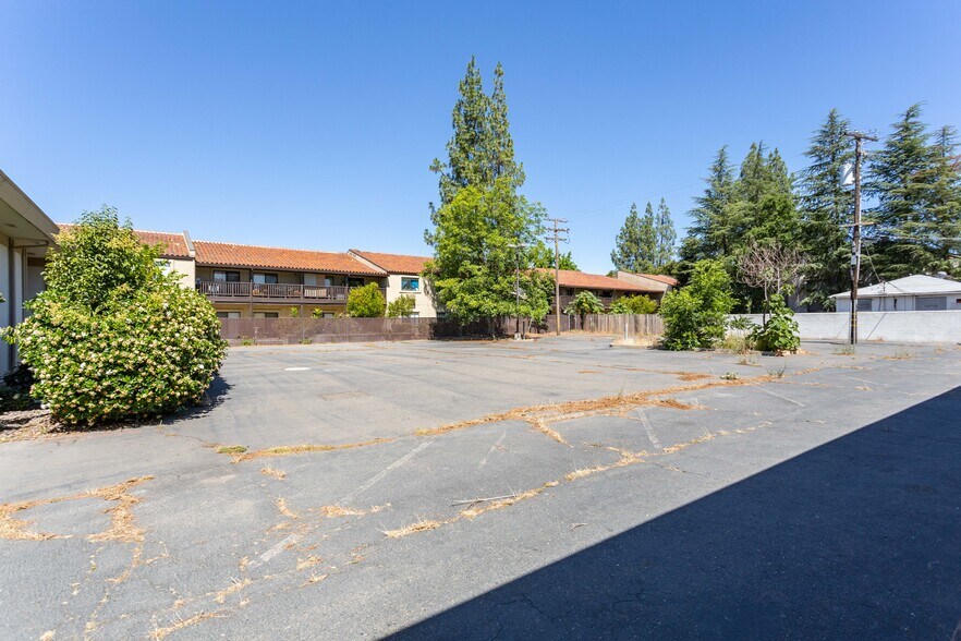 More Photos Of 2921 El Camino Ave, Sacramento Medical For Lease