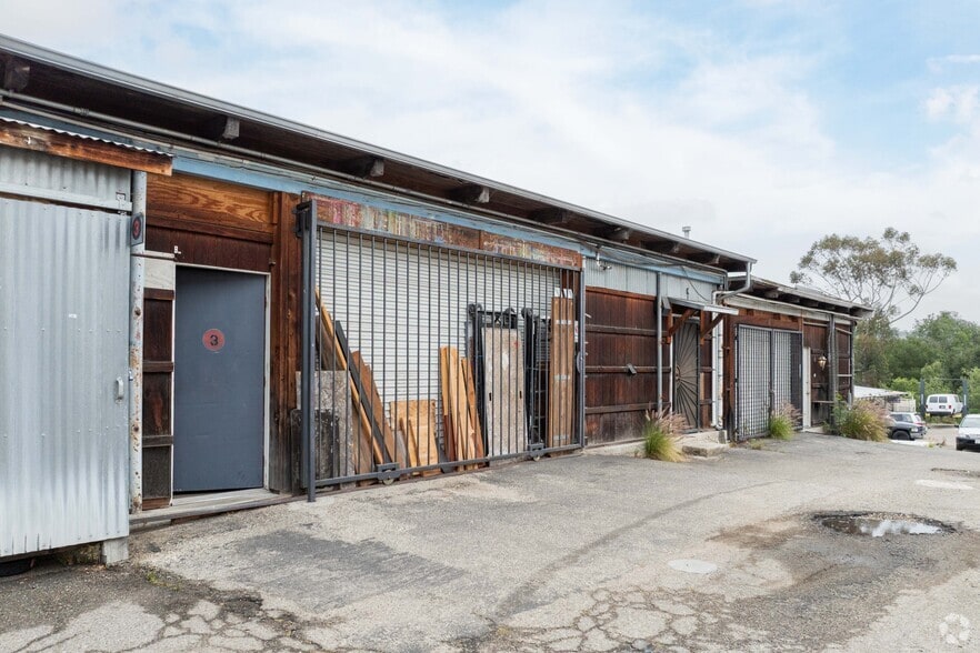 More Photos Of 4159 State St, Santa Barbara Warehouse For Lease